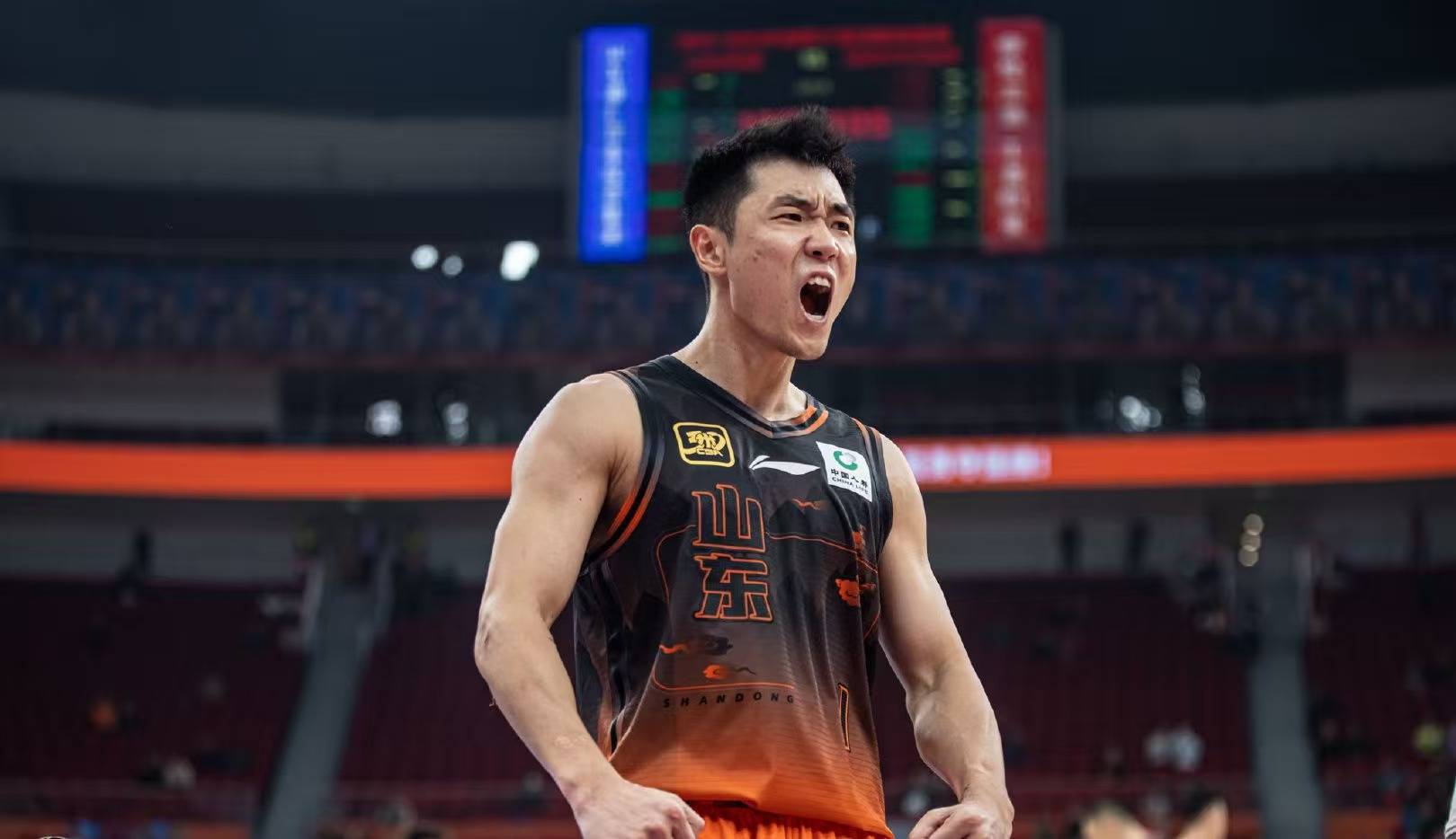 新疆队准备迎接山东男篮的挑战 新疆队准备迎接山东男篮的挑战