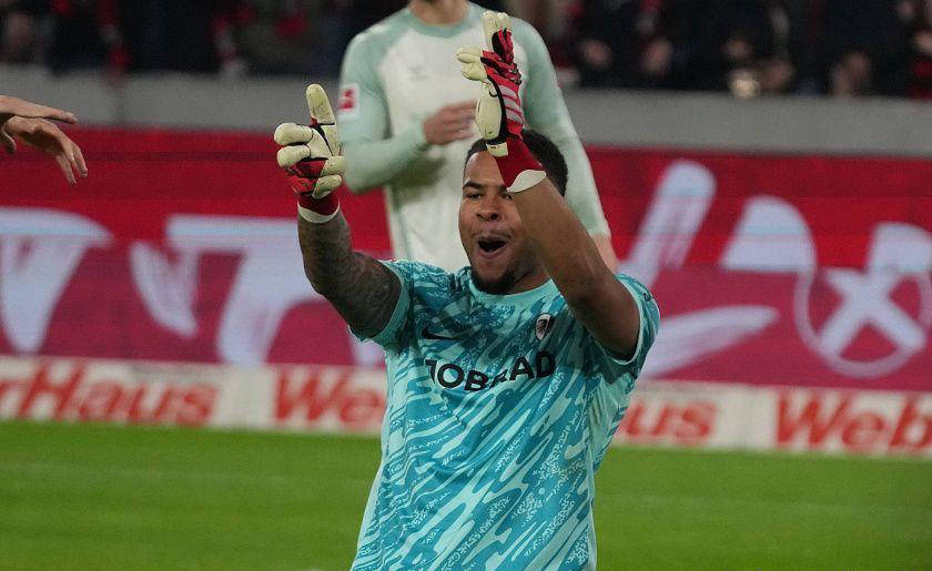 开云体育入口-球员们在赛场上展现出色表现