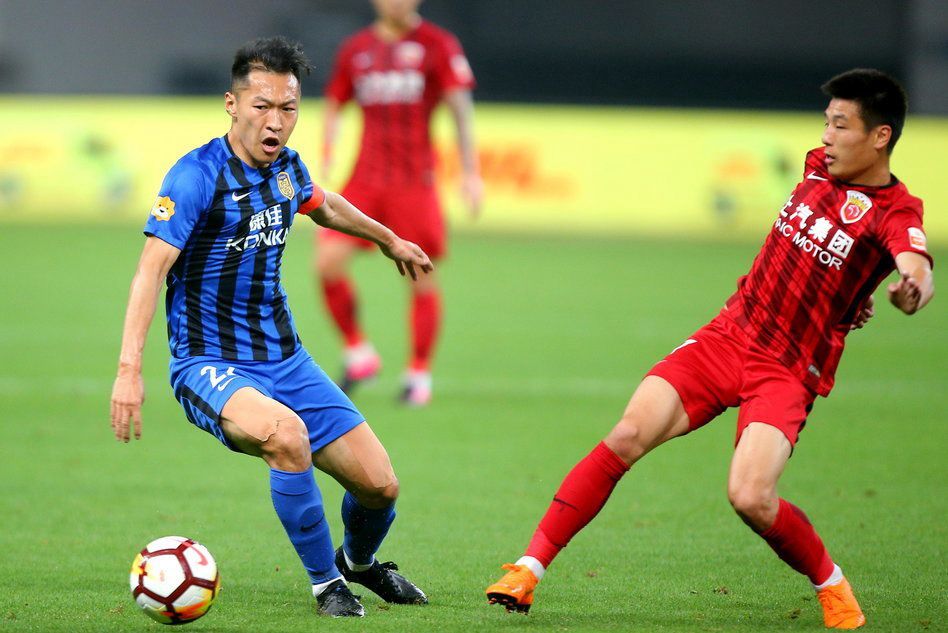 包含富力主场落败，遭遇困境的词条