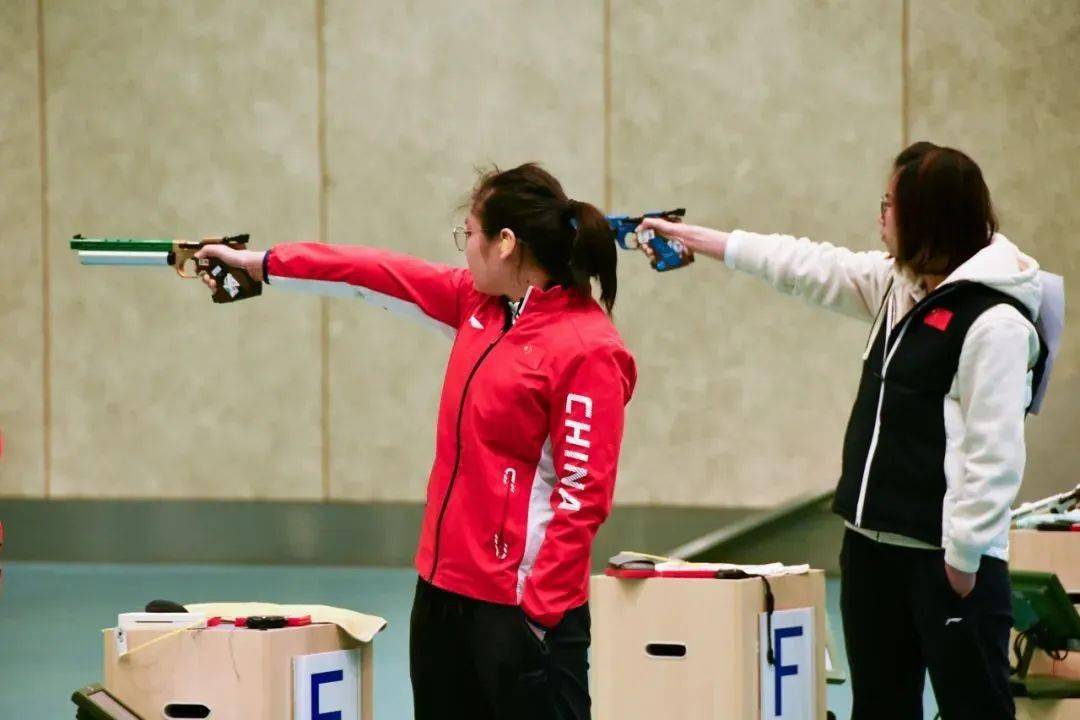 开云体育在线-射击项目选手稳定心态，稳操胜券的简单介绍