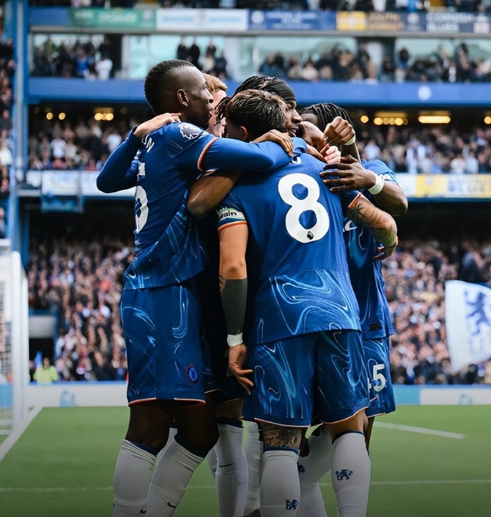 利物浦对决切尔西，冠军梦碰撞