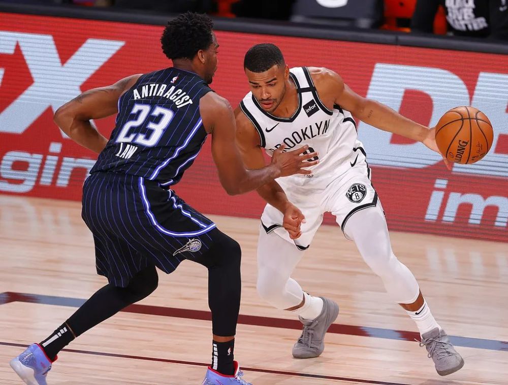 国王大胜开拓者,保持不败纪录 国王大胜开拓者,保持不败纪录