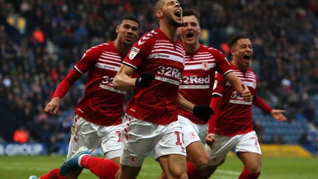 开云体育平台APP-米尔沃尔主场完胜雷丁，重拾胜利