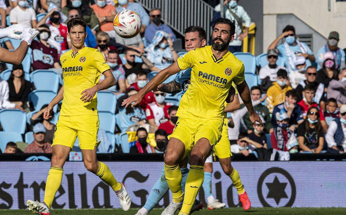 比利亚雷亚尔客场大胜里尔获得积分榜首位的简单介绍