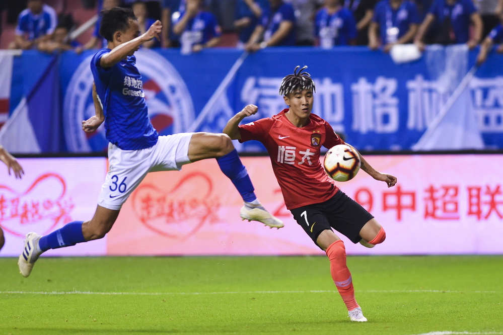 开云体育官网-广州恒大客场战平申花，难解难分