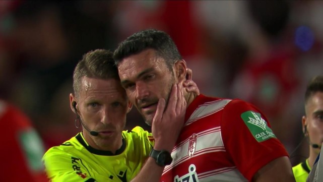 开云体育平台APP-格拉纳达凭借神奇射手，力克实力对手的简单介绍